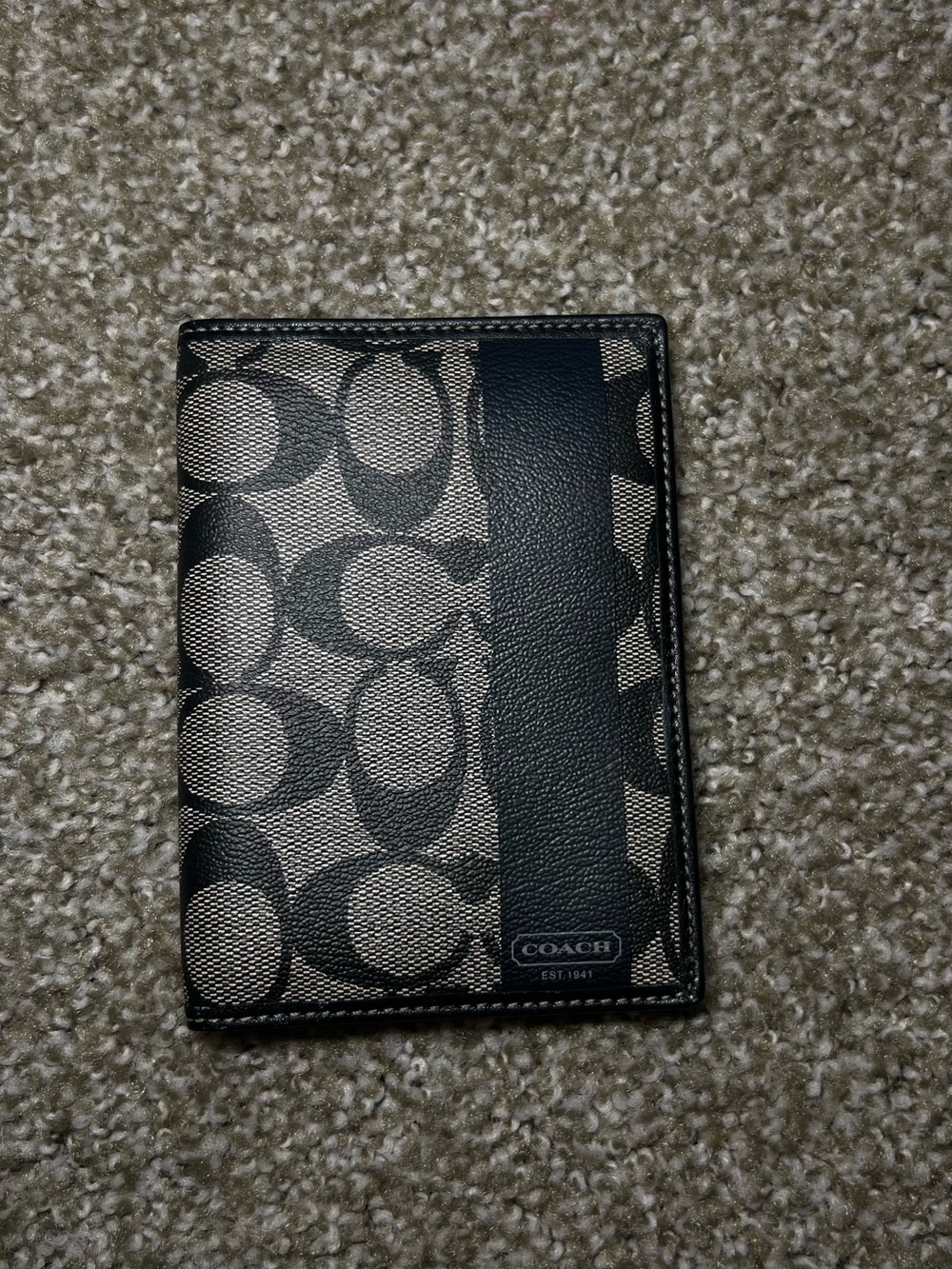 Coach Black Signature Canvas Passport/Card Holder — EXCELLENT CONDITION